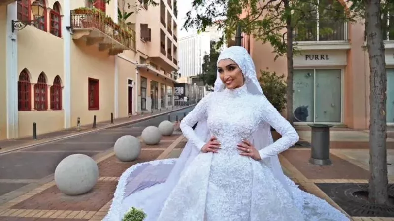 Beirut: Das Fotoshooting dieser Braut zeigt die volle Gewalt der Explosion (VIDEO)