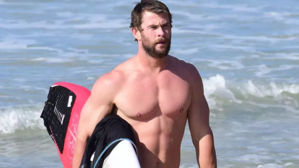 Chris Hemsworth trainiert unter freiem Himmel