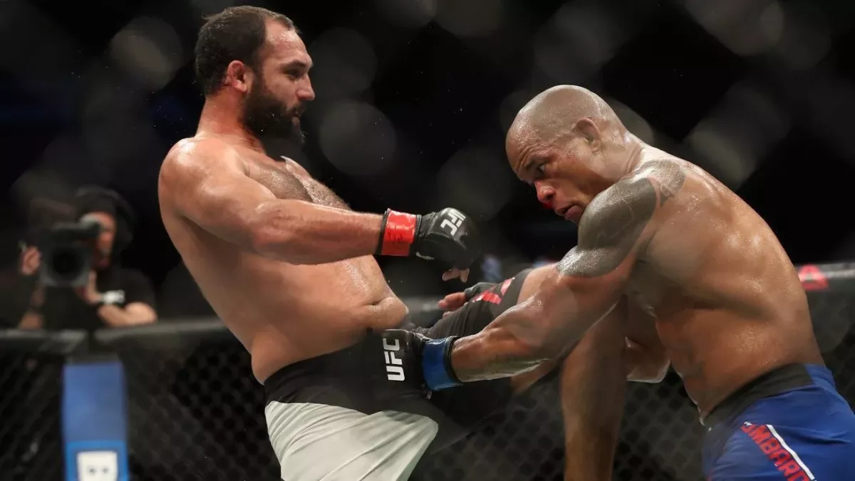 Johny Hendricks besiegt Hector Lombard bei seinem ersten Kampf im Halbschwergewicht