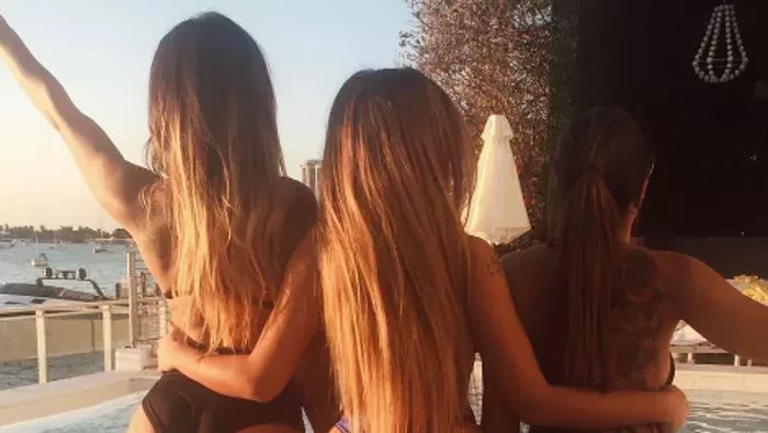 Shanna Kress und Kim Glow präsentieren ihren Allerwertesten auf Instagram