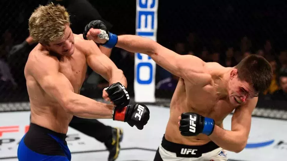 Sage Northcutt hat gegen den Henker von CM Punk gekämpft