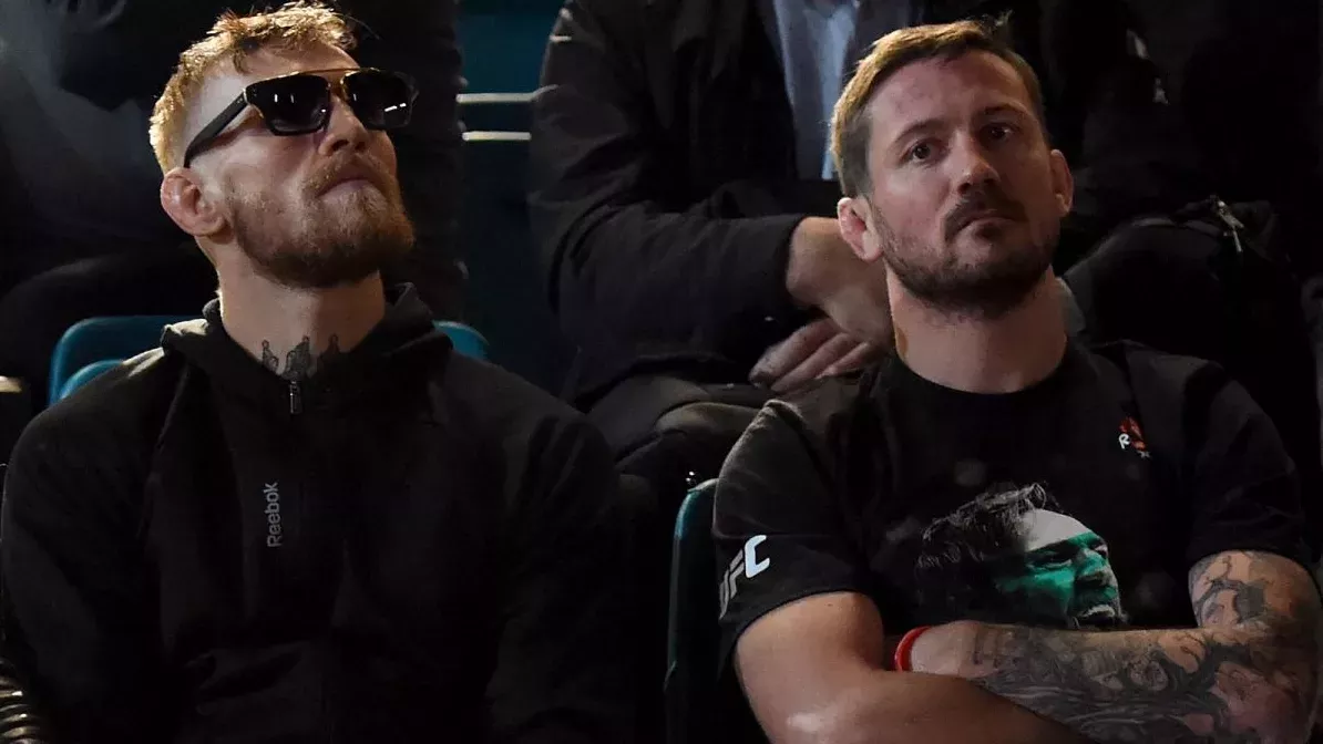 Ein Coach von Conor McGregor reagiert auf den Einzug des UFC-Gürtels im Federgewicht