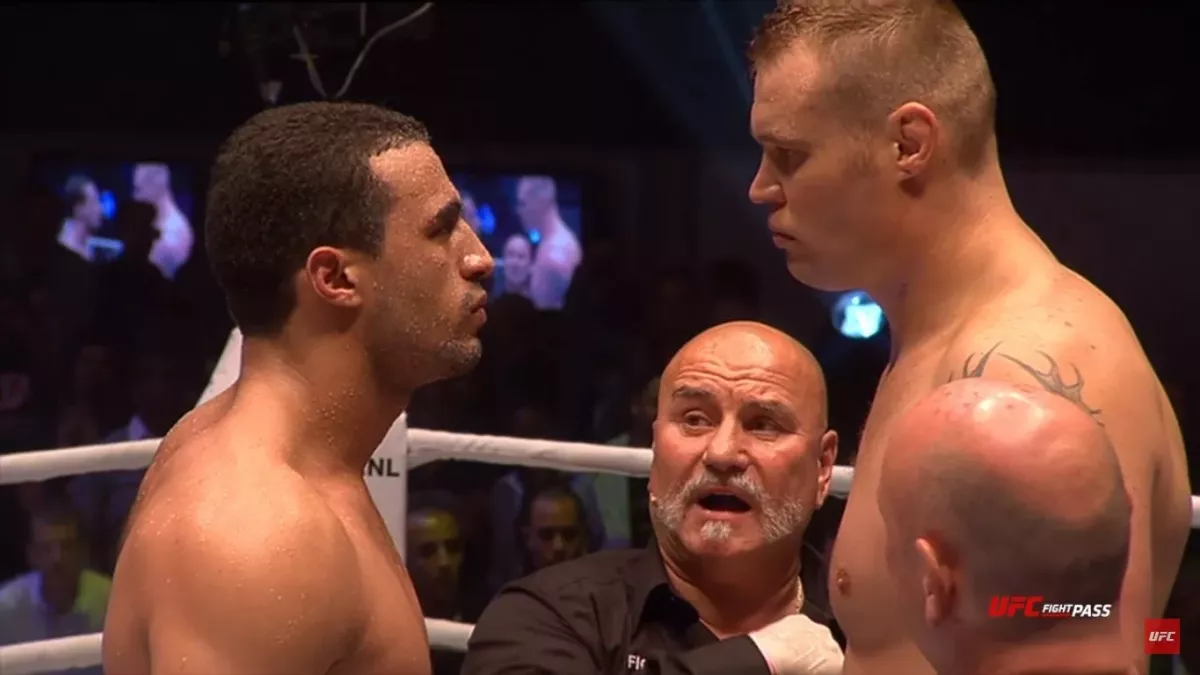 Badr Hari schlägt Semmy Schilt bei Glory Collision