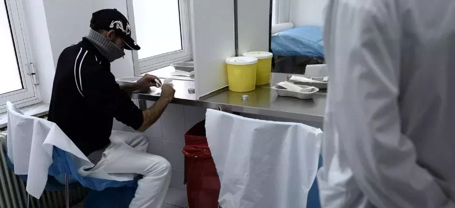 Erste Drogenstation für Abhängige in Frankreich eröffnet
