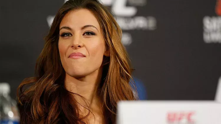 Miesha Tate heizt die MMA-Welt mit einem Foto im Bikini auf