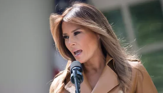 Videoclip aufgetaucht: Lässt Melania Trump hier wirklich alle Hüllen fallen?