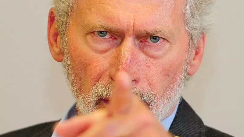 Krise beim FC Bayern: Paul Breitner fällt Uli Hoeneß in den Rücken