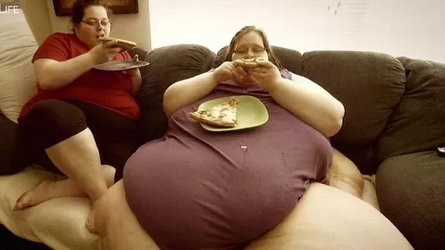 Die vierzigjährige Charity Pierce war mit 350 kg die dickste Frau der Welt... Dank einem drastischen Programm nahm sie 200 kg ab!