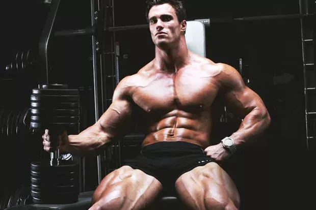 Entdeckt Calum Von Moger, den sympathischen Bodybuilder aus Österrreich