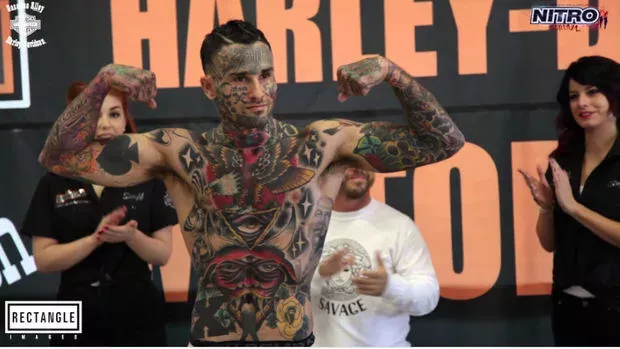 Julz The Jackal: Der MMA-Angeber verliert stets auf die möglichst schlechteste Art