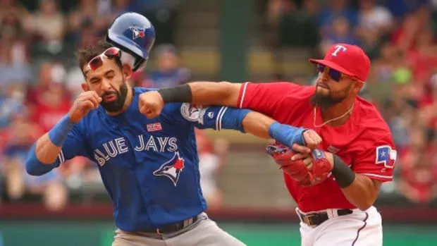 Beeindruckende Massenschlägerei bei einem Baseballspiel