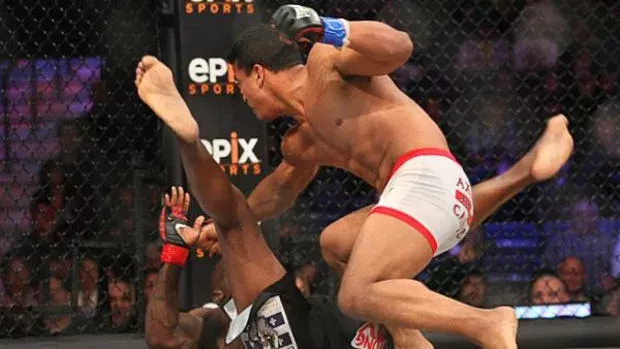 Marcus "Lelo" Aurelio, Capoeira-Experte begeistert bei diesem MMA-Kampf