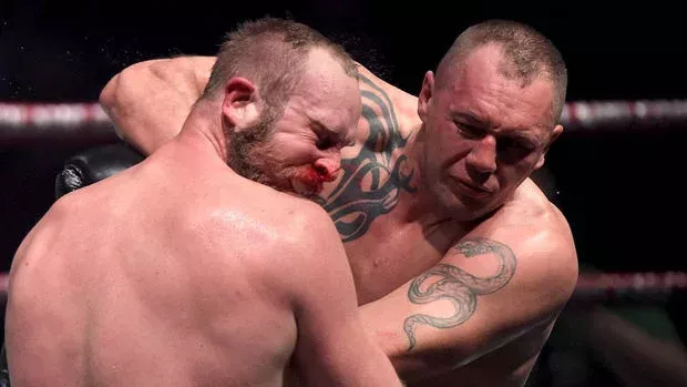 Johann Duhaupas: Der französische Schwergewichtler gewinnt den WBC Silver mit Stil