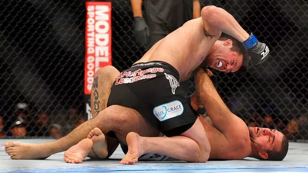 MMA: Unglaublicher 5 gegen 5 Kampf