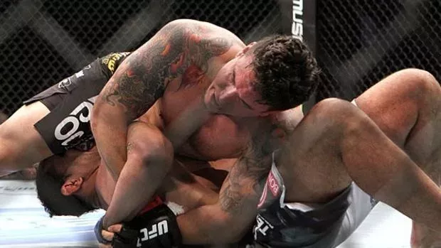 MMA: Die schlimmsten Verletzungen, die jemals in einem Achteck stattgefunden haben
