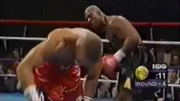 Das gewaltige K.O. von Derrick Jefferson gegen Maurice Harris!