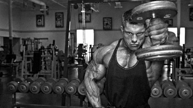 Bodybuilding: Das beeindruckende Training von Flex Lewis, der "walische Drache"
