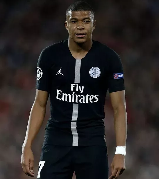 Cristiano Ronaldo mit 20 Jahren: Dieser Spieler übertrifft im gleichen Alter seine Torzahl um's 14-Fache