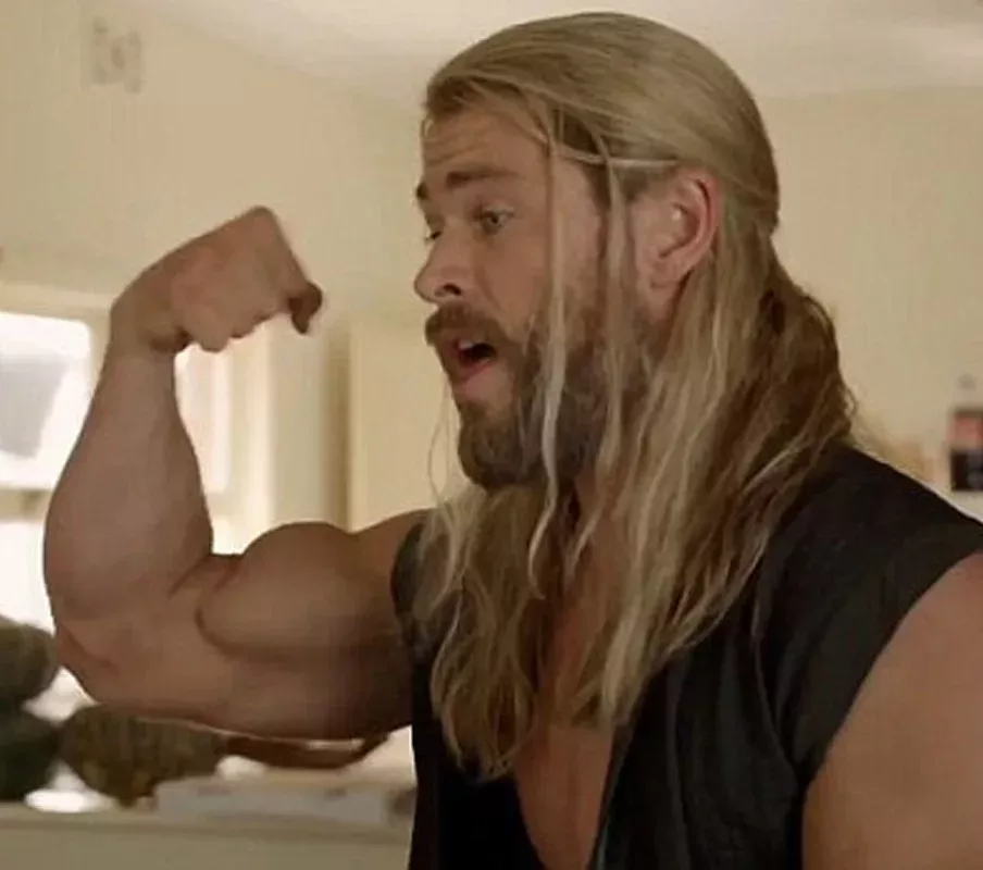 Chris Hemsworth und die 10 Phasen seines Trainings für den Körper von Thor
