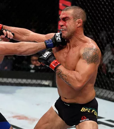 Vitor Belforts körperliche Entwicklung während seiner MMA-Karriere