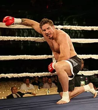 Diese Leistungssportler hätten lieber nicht in der MMA anfangen sollen…