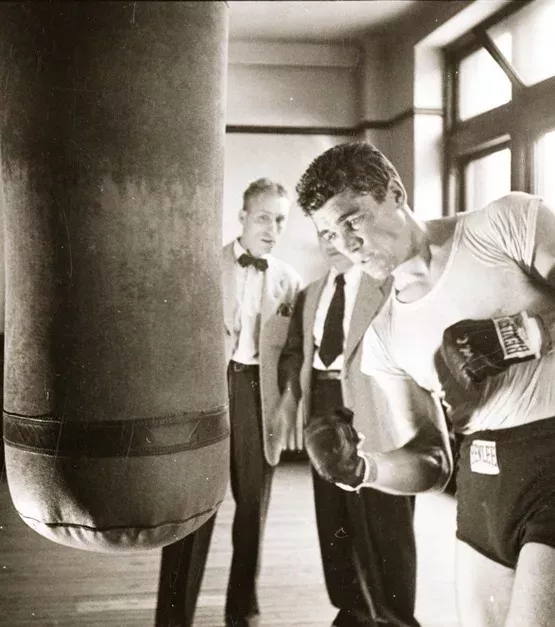 Prizefighter: So hat Stanley Kubrick den Boxer Walter Cartier porträtiert