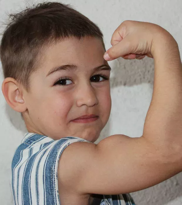 Die 10 stärksten Kinder der Welt und ihre unfassbare körperliche Verfassung!