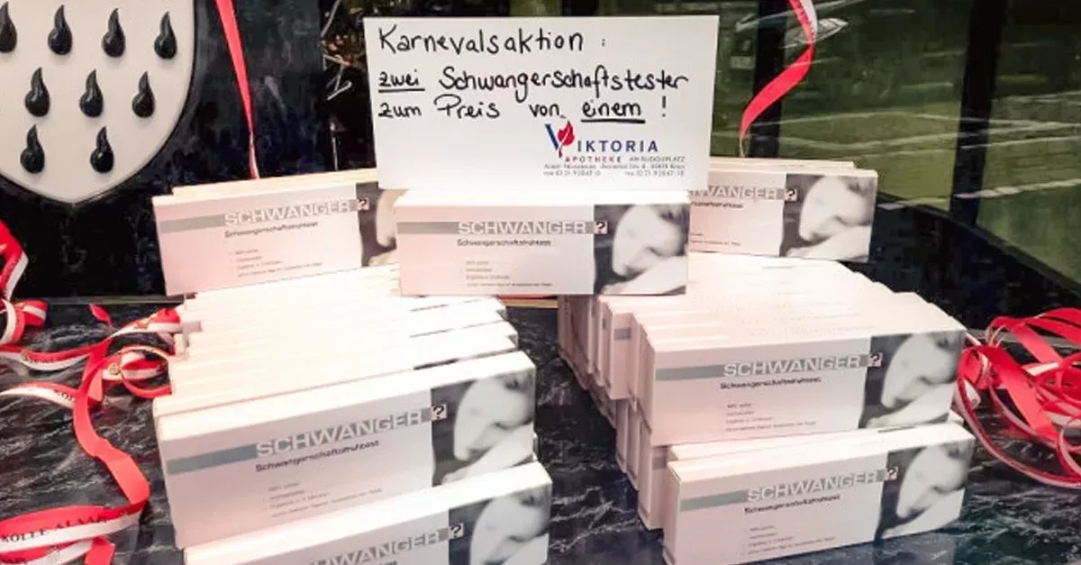 Karneval in Köln: Apotheke dekoriert Schaufenster um