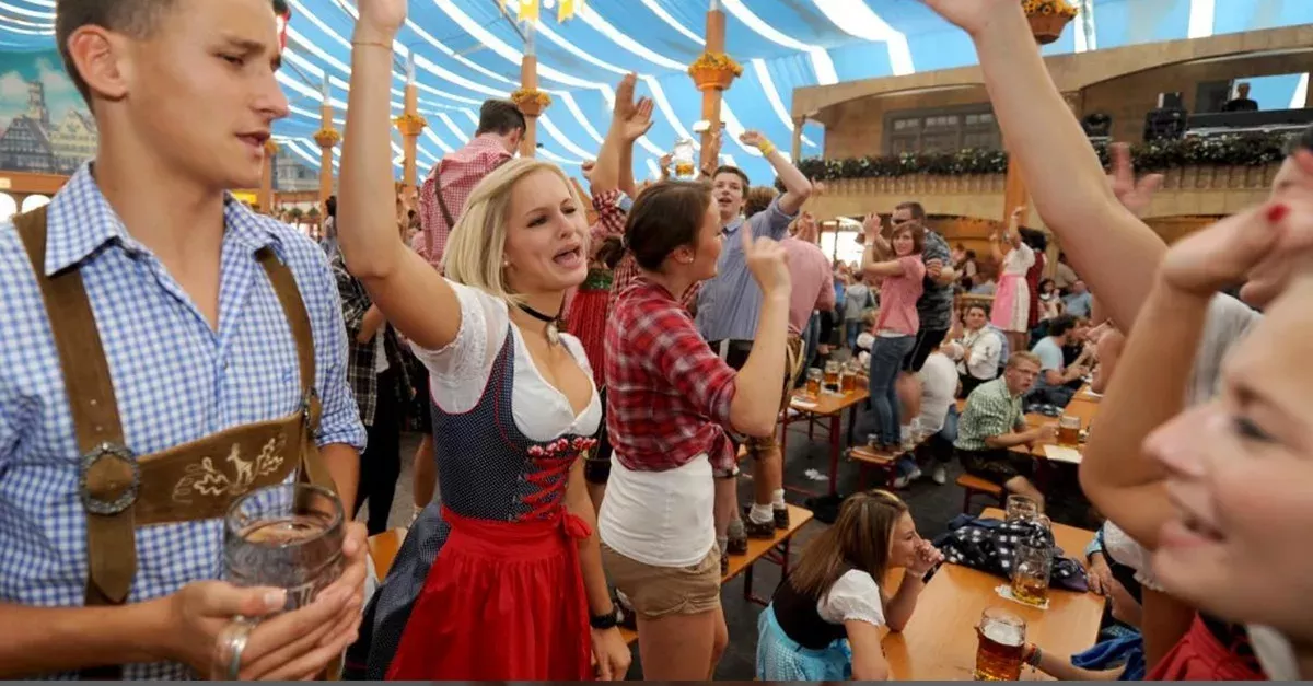 Bierzelt-Skandal: Ohne Lederhose kein Einlass!