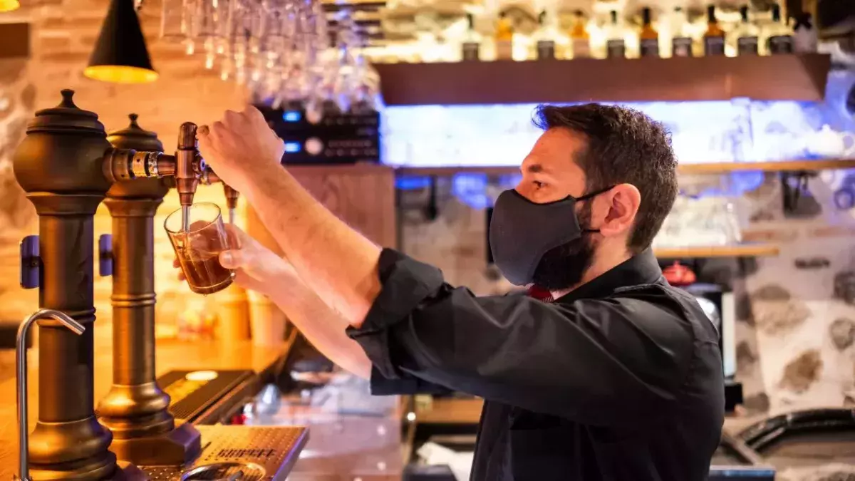 Freedom Day: Sechs Regeln, die in Pubs weiterhin bestehen bleiben könnten