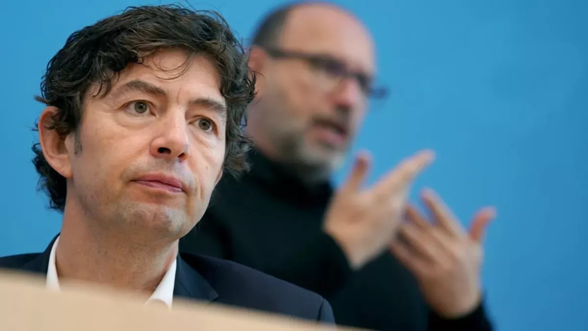 Christian Drosten warnt davor, milde Corona-Symptome zu unterschätzen.