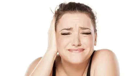 Tinnitus: Behandlung, Therapie, Ursachen, Symptome, Heilung, was tun?