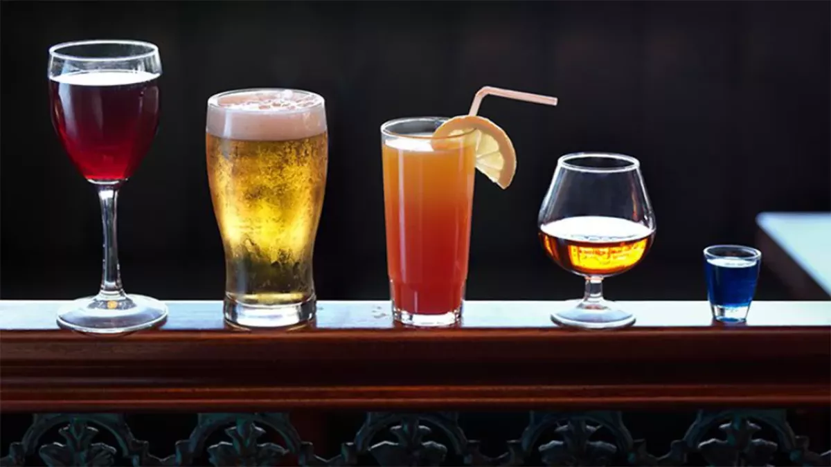 Dieses alkoholische Getränk schadet deiner Haut