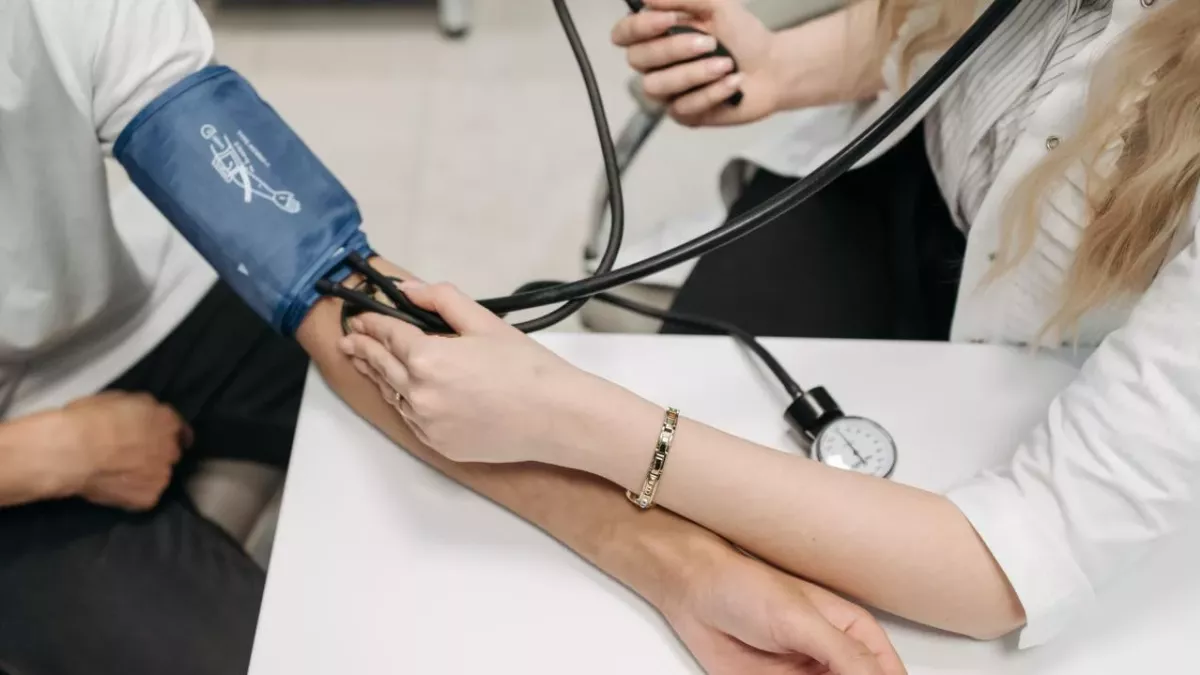 Gefährliche Blutdruckwerte: Forscher:innen decken verbreiteten Irrtum auf