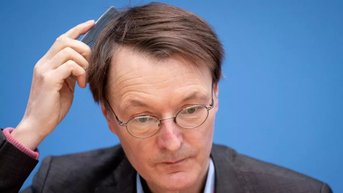 Lauterbachs Ex-Frau teilt nicht die Meinung der Bundesregierung