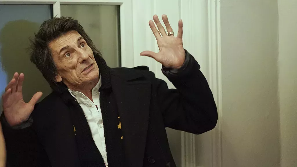 Ron Wood lebt den Rock'n'Roll-Lifestyle