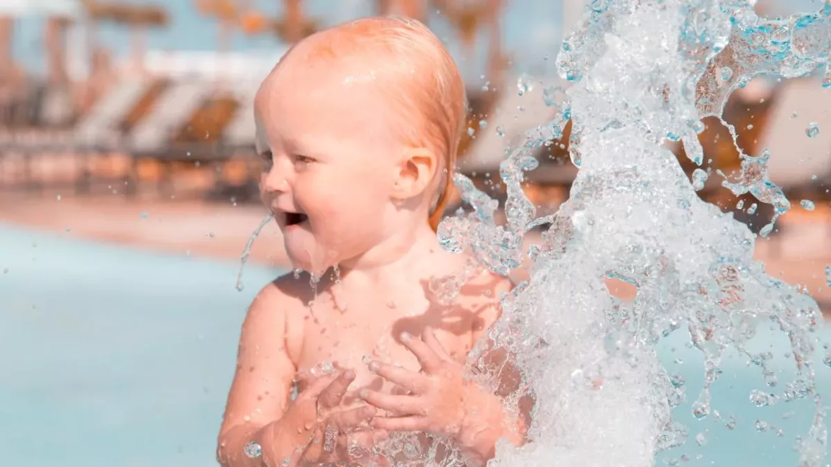 Kinder sollten möglichst früh sicheres Schwimmen lernen