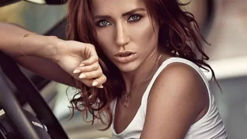 Deutsches Playboy-Model sucht auf Dating-App nach ihrem Traummann