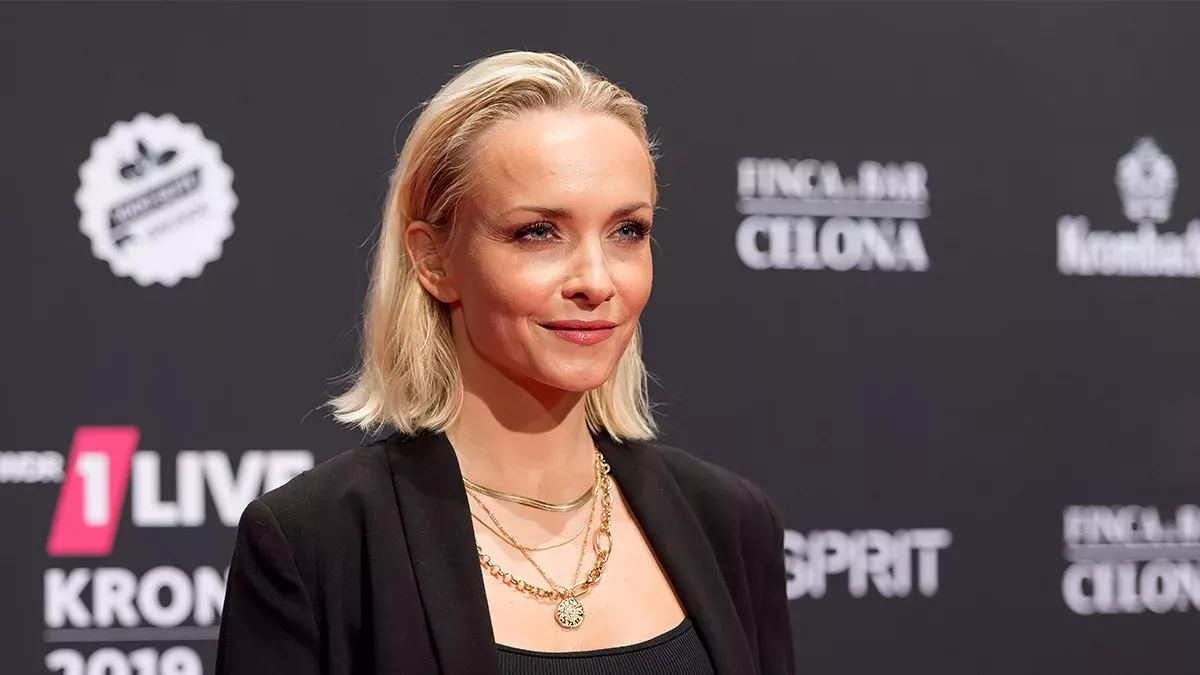 Janin Ullmann und Neymar: Das steckt hinter den Pärchen-Gerüchten.