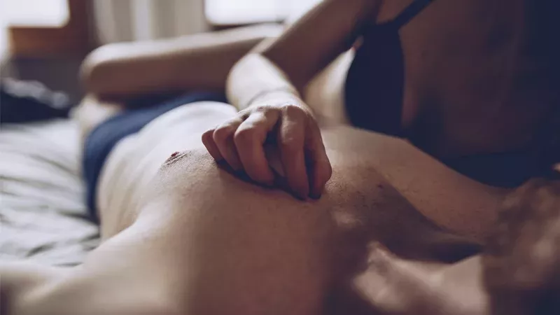 Nach Blowjob bekommt sie keine Luft mehr