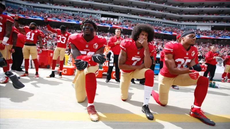 Olympische Spiele in Tokio: Kniefall als Protest gegen Rassismus verboten 