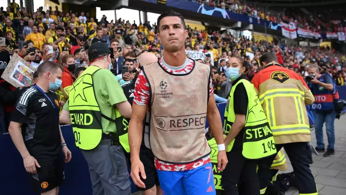 Ronaldo schießt Security-Man k.o.