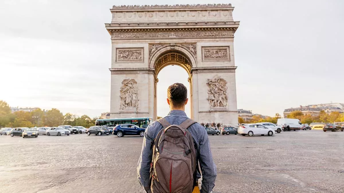 Belgier nutzt Tinder zum Reisen