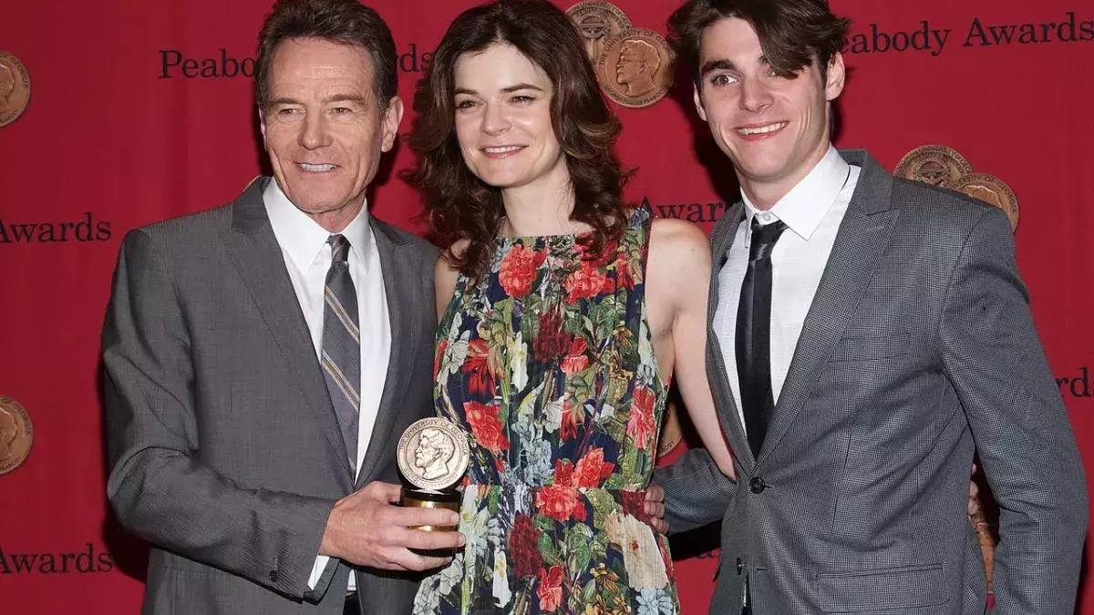 Bryan Cranston - Betsy Brandt - RJ Mitte (14281834081)