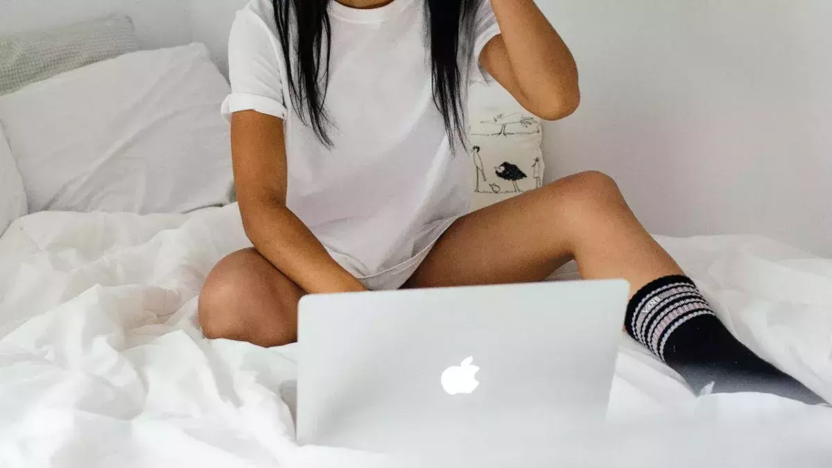 Frau auf OnlyFans