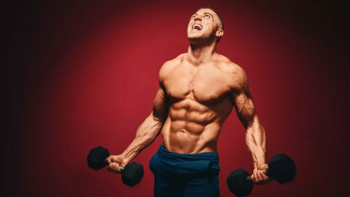 Für das Bodybuilding ernährt er sich fast ausschließlich von Eiweiß.