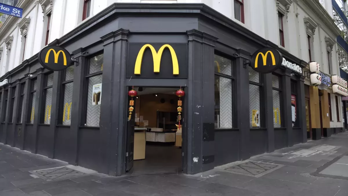 McDonald's: Kind malträtiert Mitarbeiter 