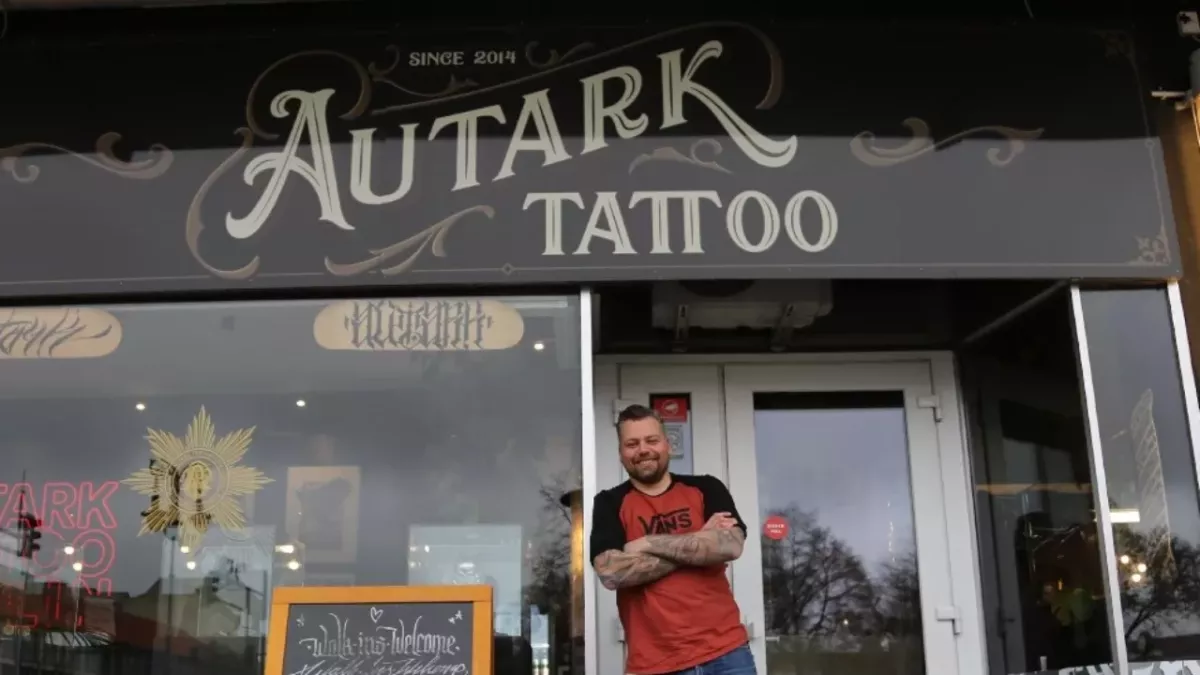 Tattoos in der Mitte der Gesellschaft