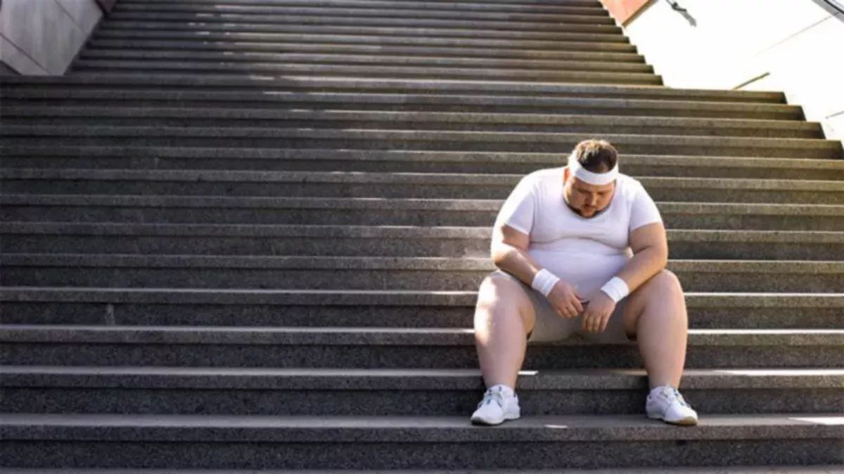 Übergewichtiger Mann beginnt mit Jogging