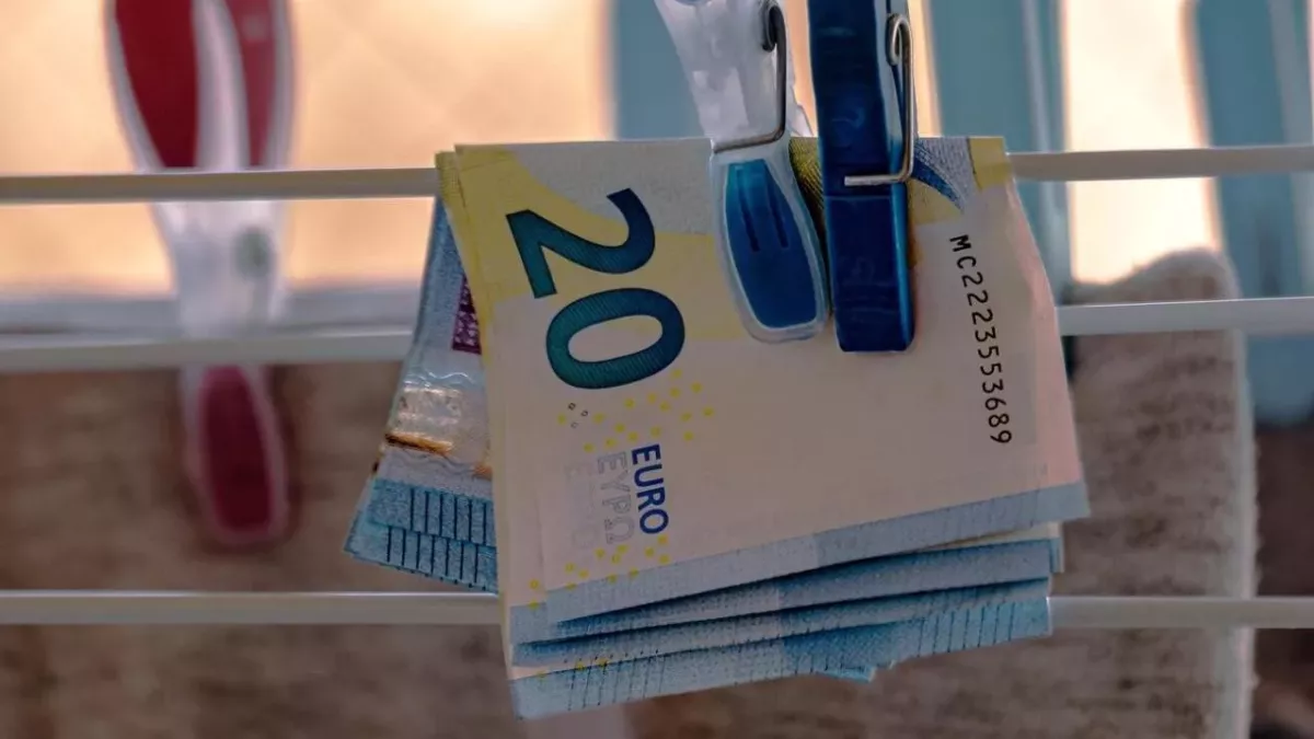 An diesen Orten solltet ihr zu Hause euer Geld verstecken